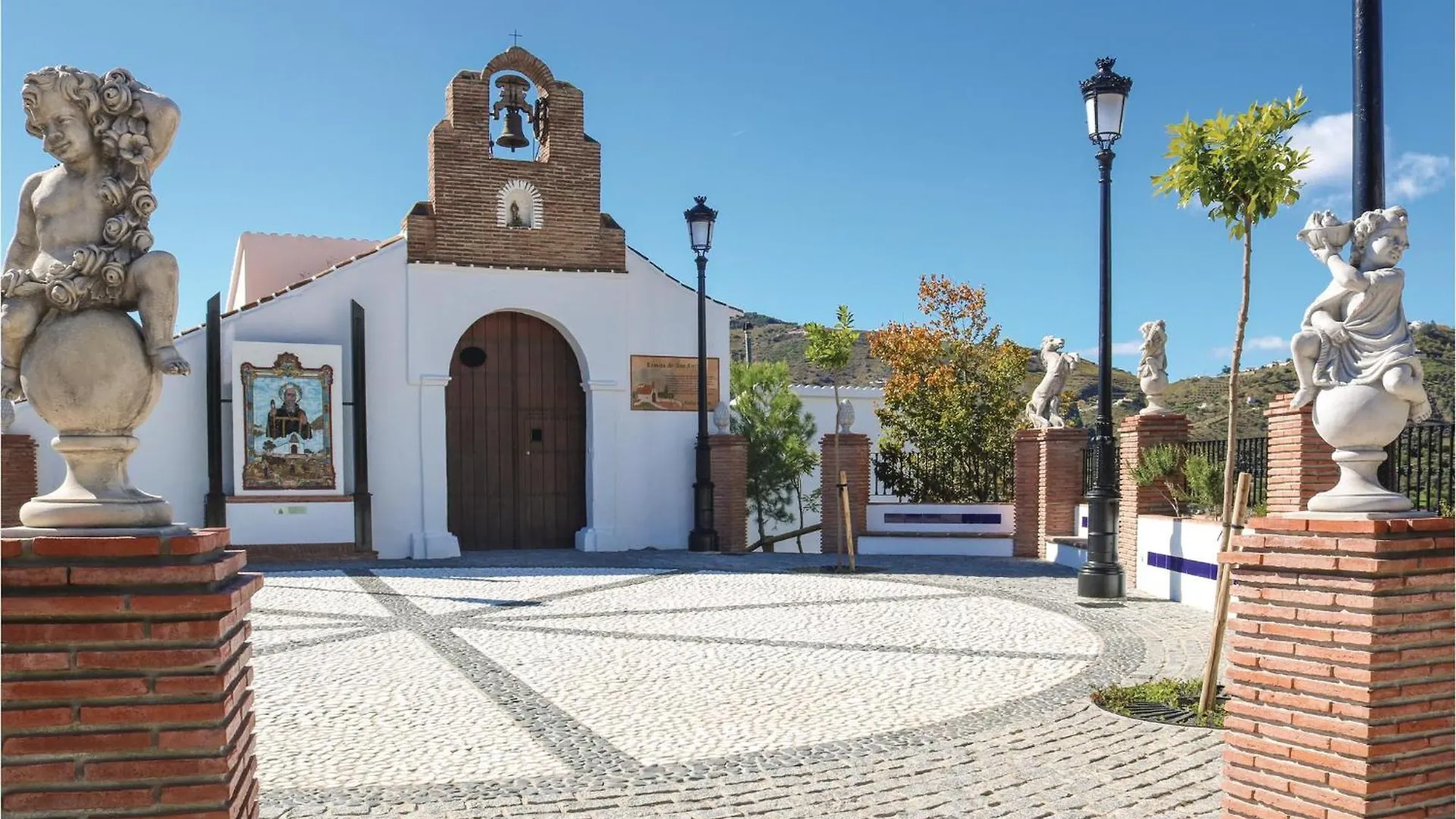 Nice Home In Canillas De Albaida With Wifi